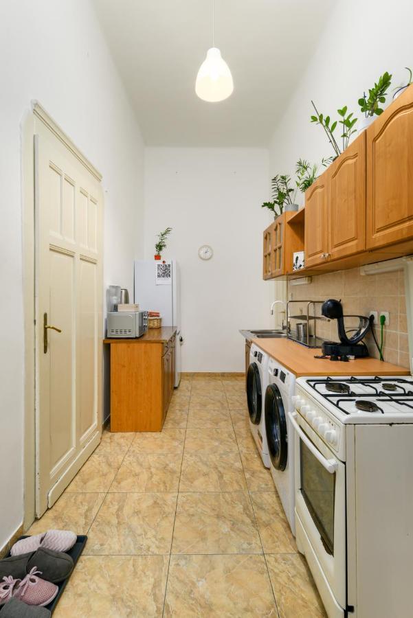Two Separate Rooms Apartment In City Center, Party District Будапеща Екстериор снимка